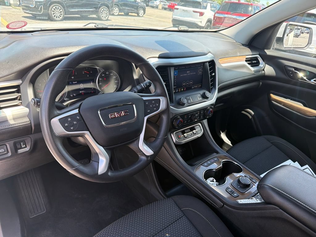 Used 2021 GMC Acadia SLE w/ Driver Convenience Package AWD/4WD image 14
