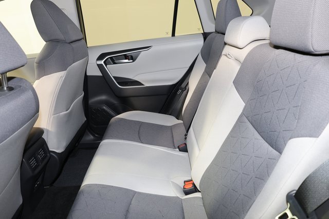 Used 2023 Toyota RAV4 XLE image 25