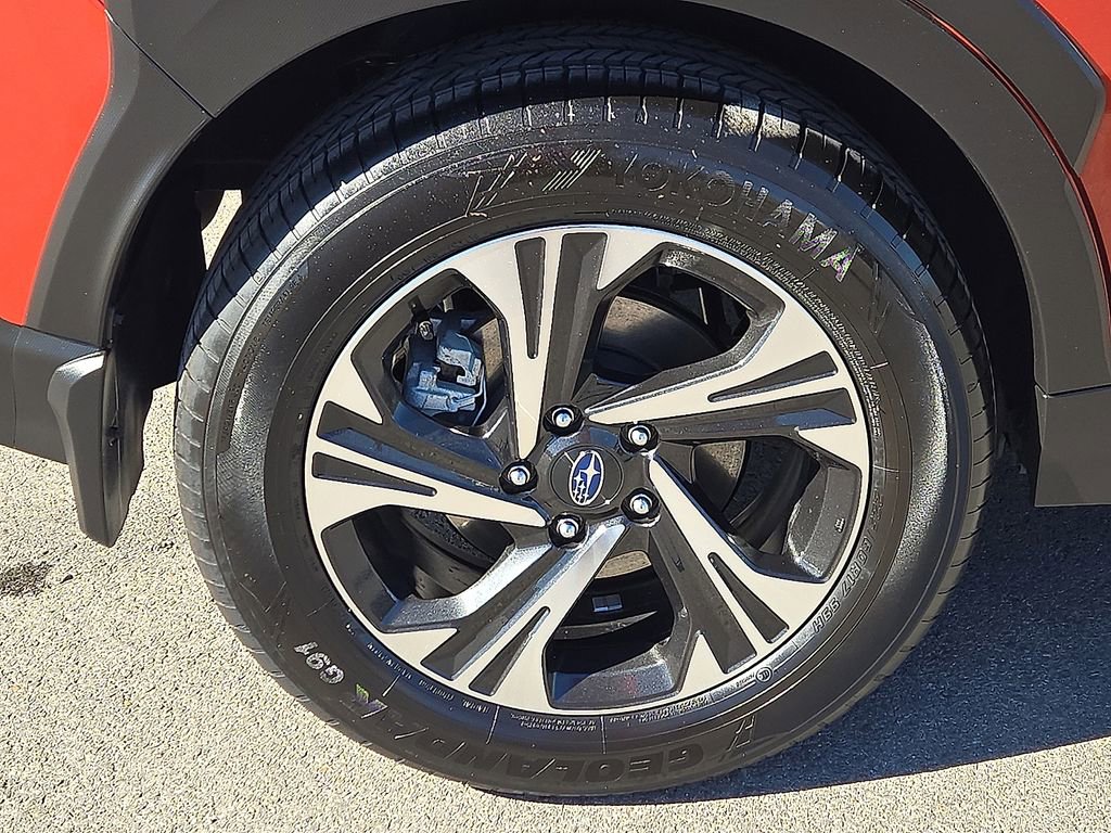 Used 2025 Subaru Crosstrek 2.0i Premium image 7