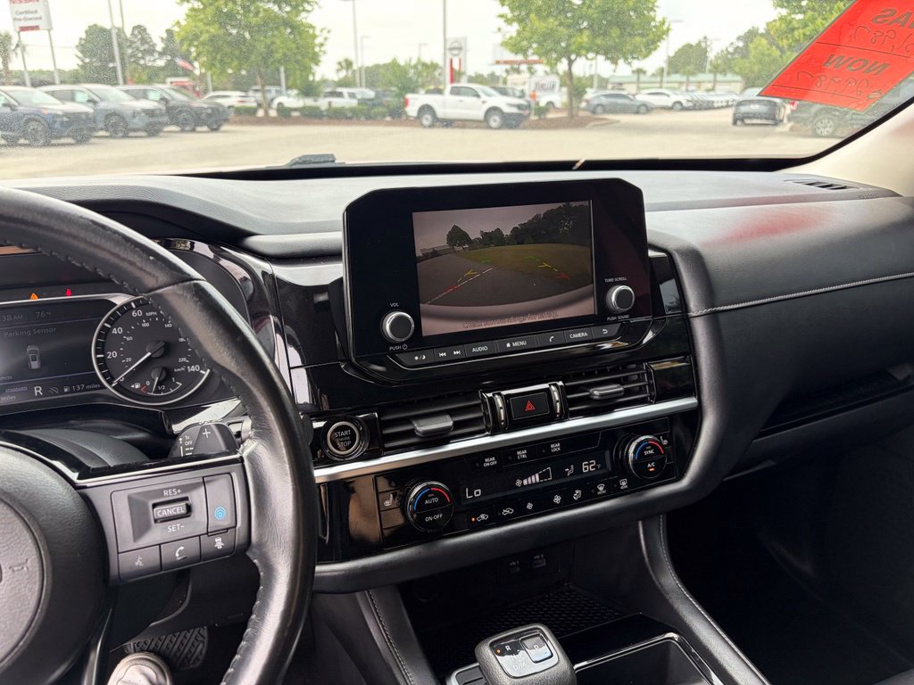 Certified 2022 Nissan Pathfinder SV FWD image 23