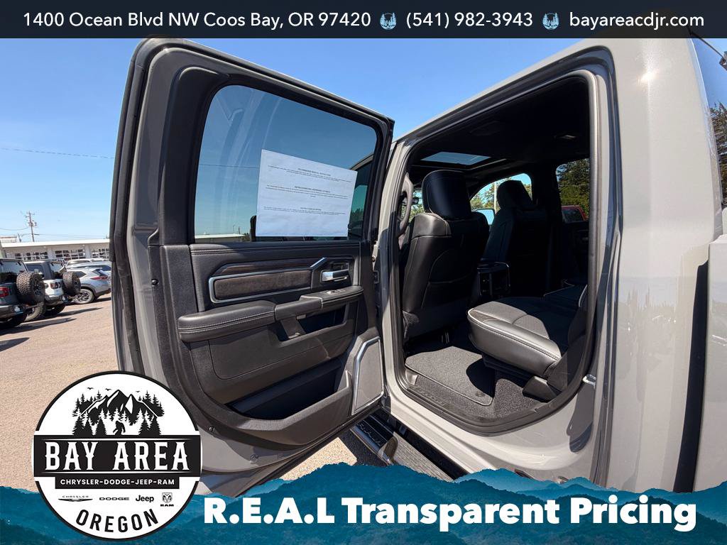 New 2026 RAM 2500 Laramie AWD/4WD image 14