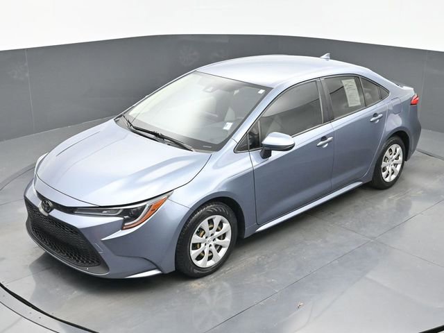 Used 2022 Toyota Corolla LE image 29