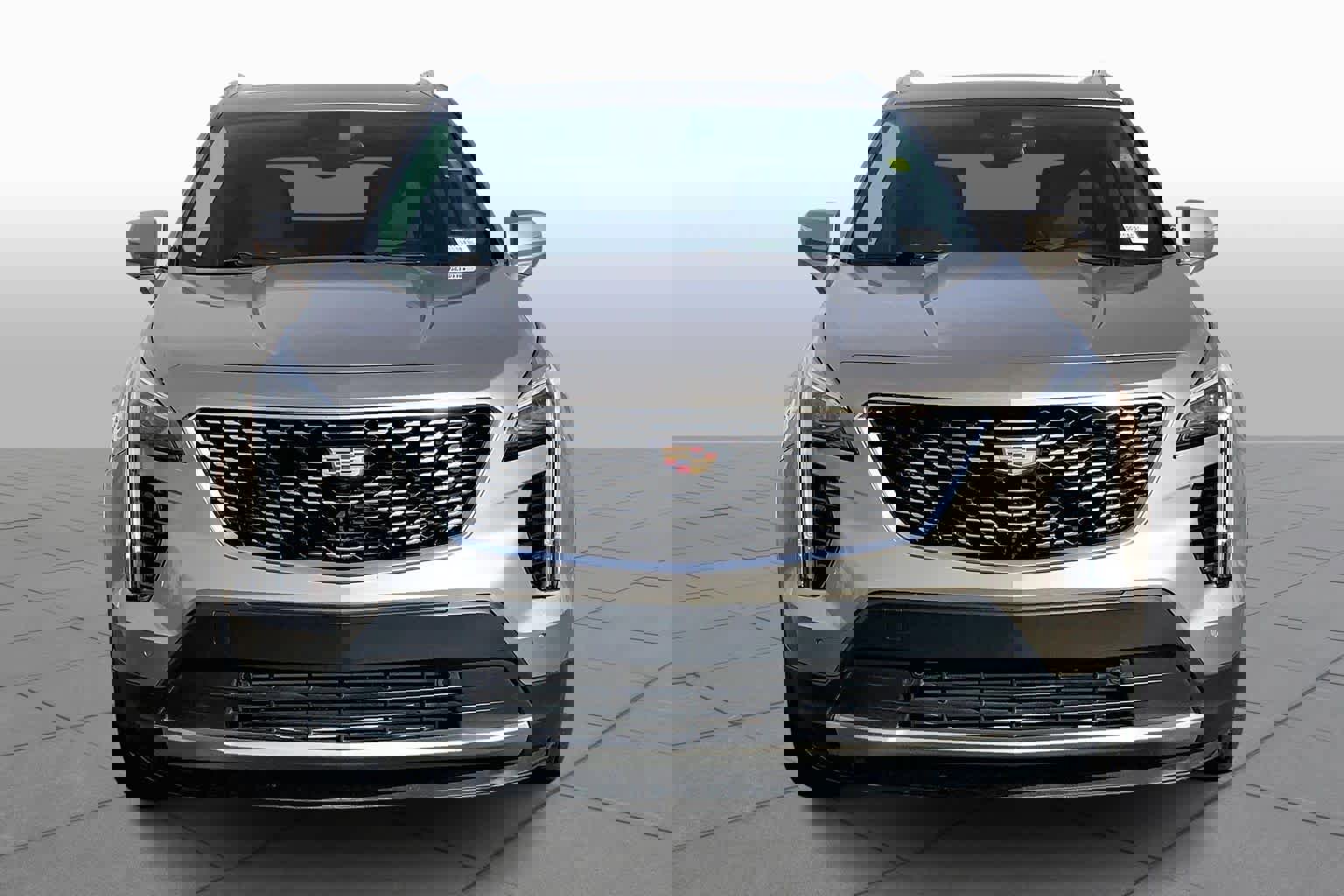 Used 2023 Cadillac XT4 Premium Luxury w/ Technology Package image 4