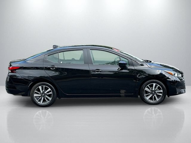 Used 2024 Nissan Versa SV FWD image 10