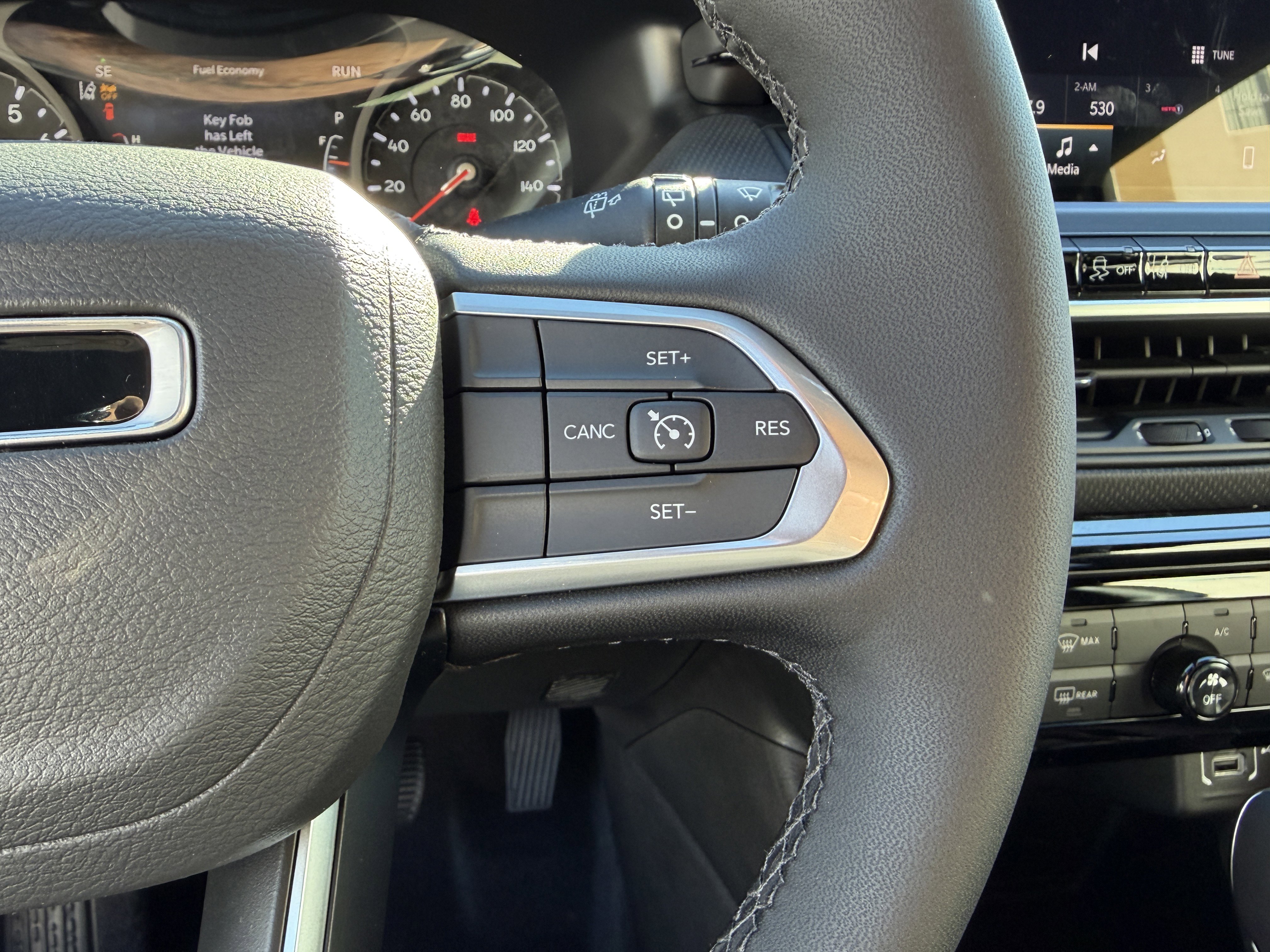 New 2026 Jeep Compass Latitude image 24