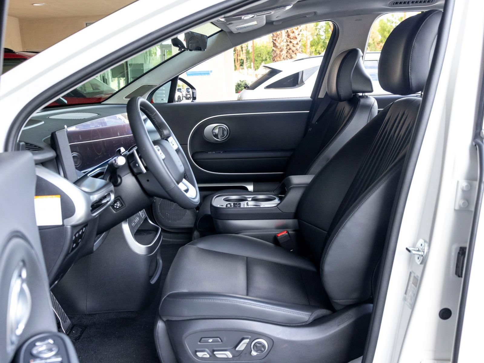 New 2026 Hyundai Ioniq 9 Calligraphy w/ Tow & Go Package AWD/4WD image 14