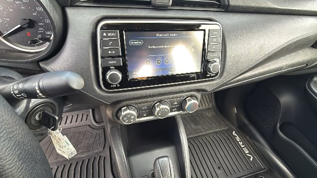 Used 2025 Nissan Versa S w/ Trunk Package image 15