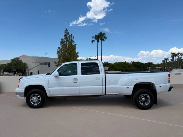Used 2005 Chevrolet Silverado 3500 LT w/ Heavy-Duty Power Package AWD/4WD image 5