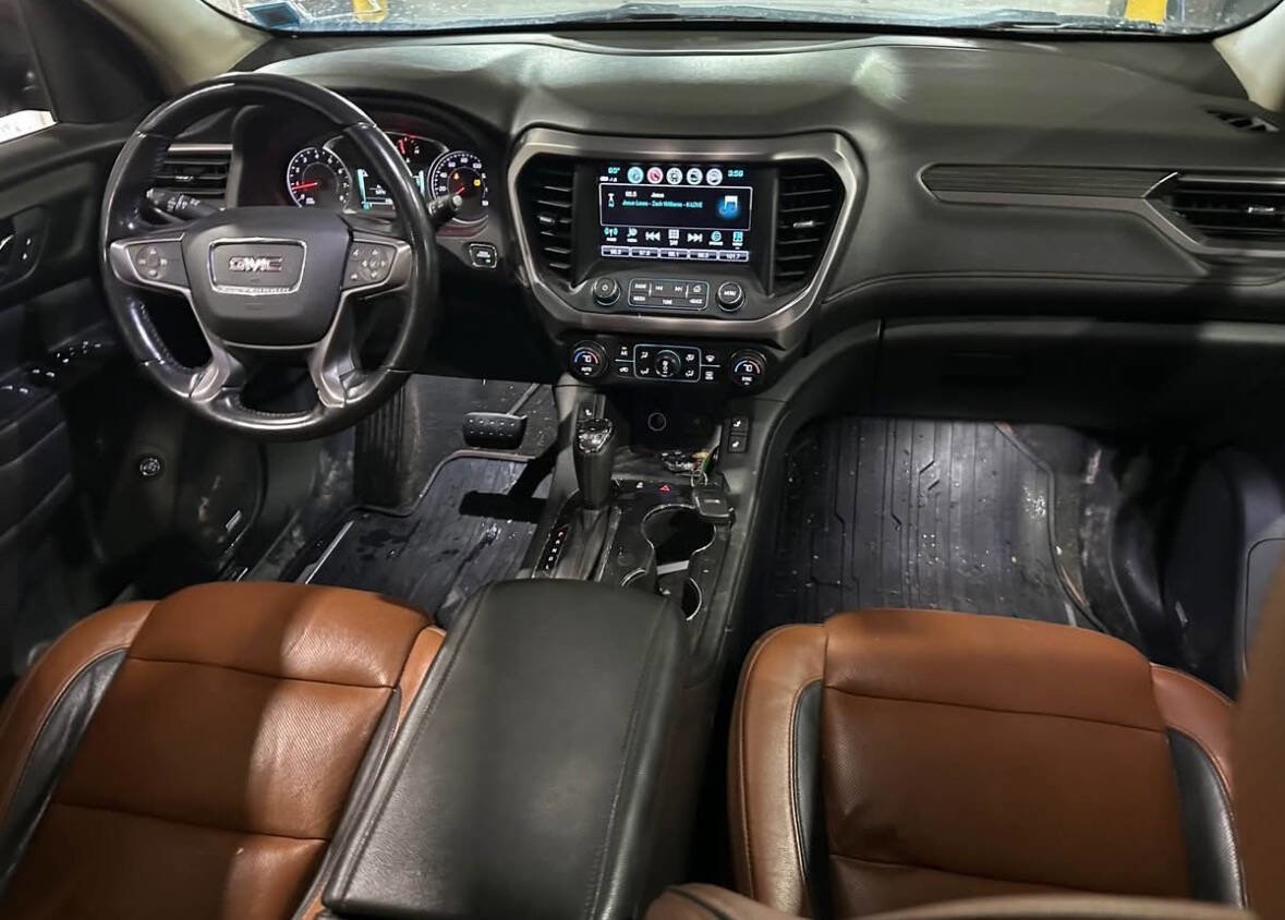 Used 2018 GMC Acadia SLT w/ LPO, Protection Package image 11