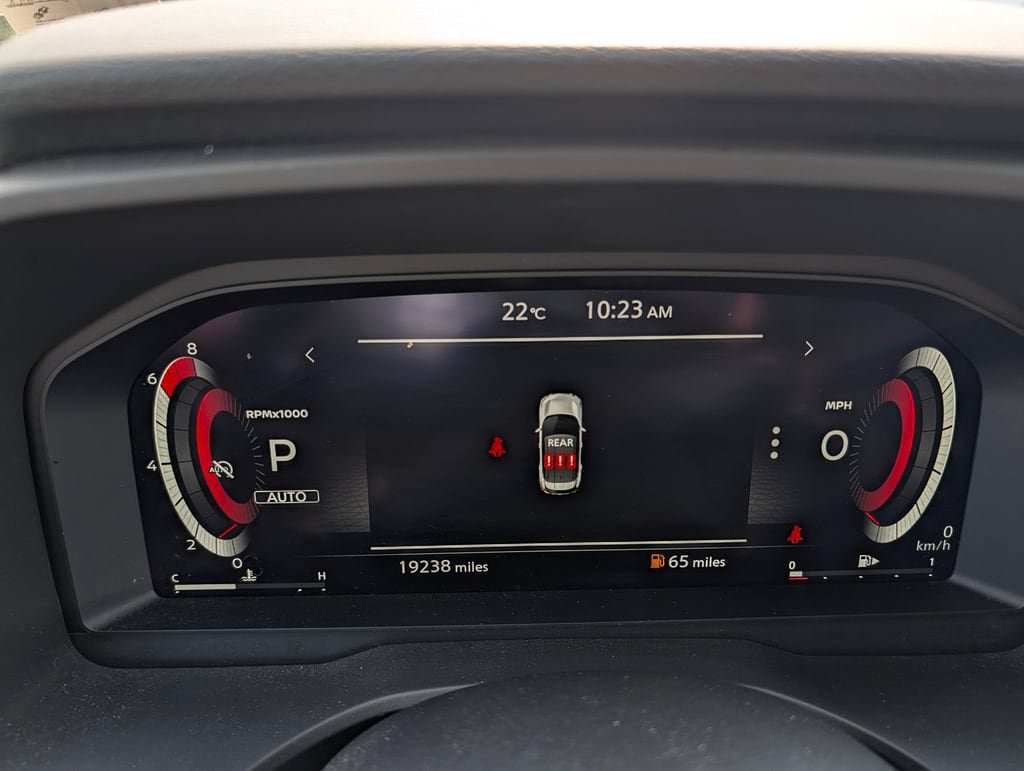 Used 2024 Nissan Rogue SL AWD/4WD image 10