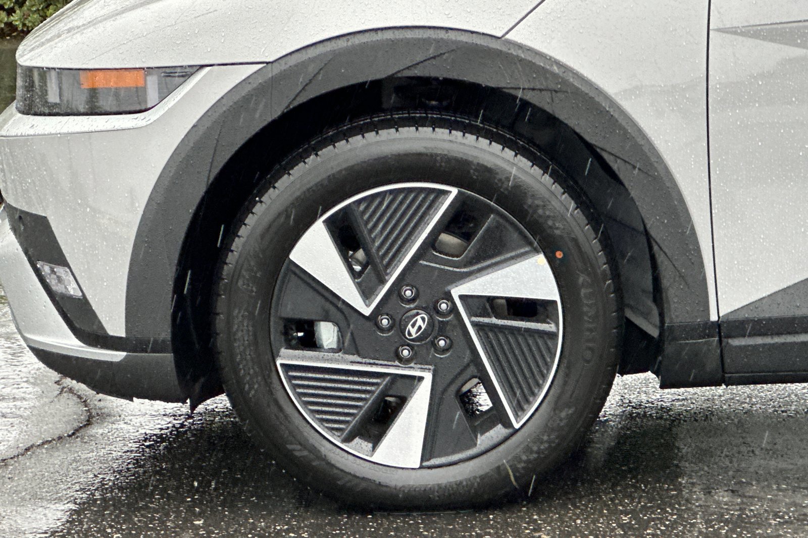 New 2026 Hyundai Ioniq 5 SE image 26