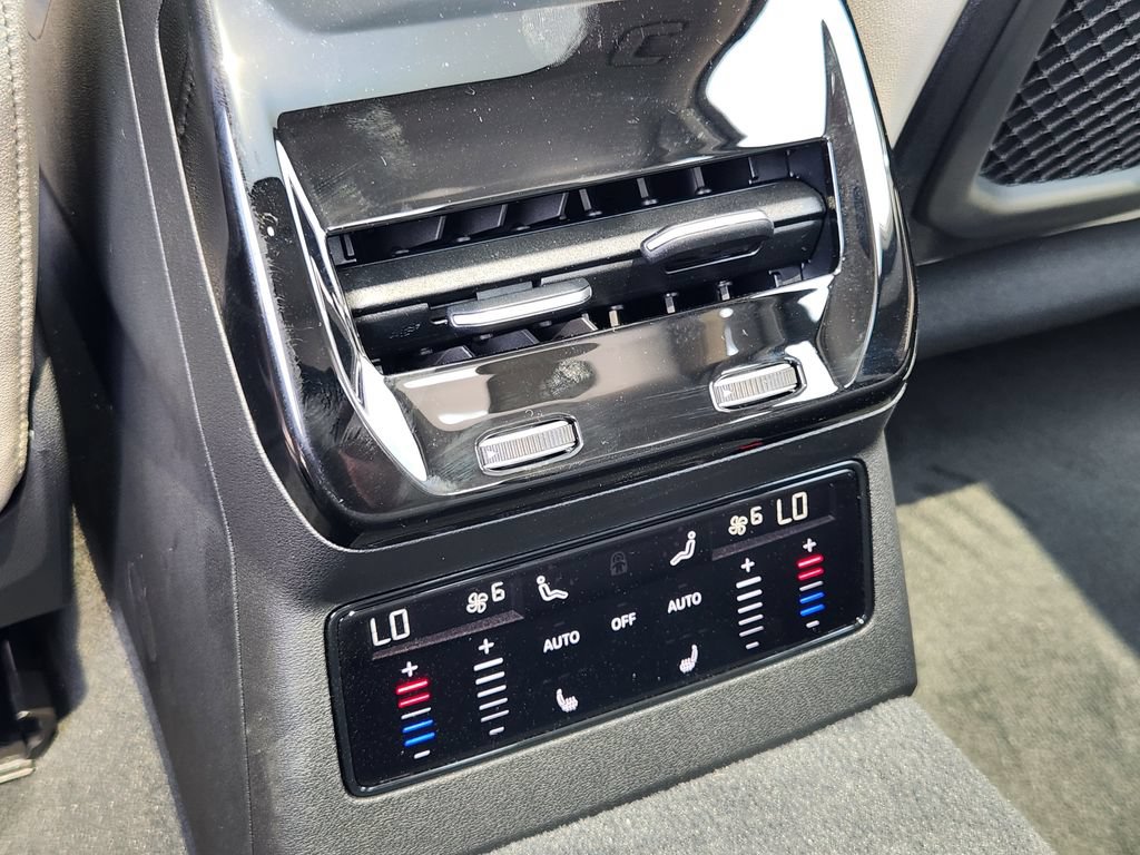 New 2026 Audi A6 Premium Plus AWD/4WD image 35