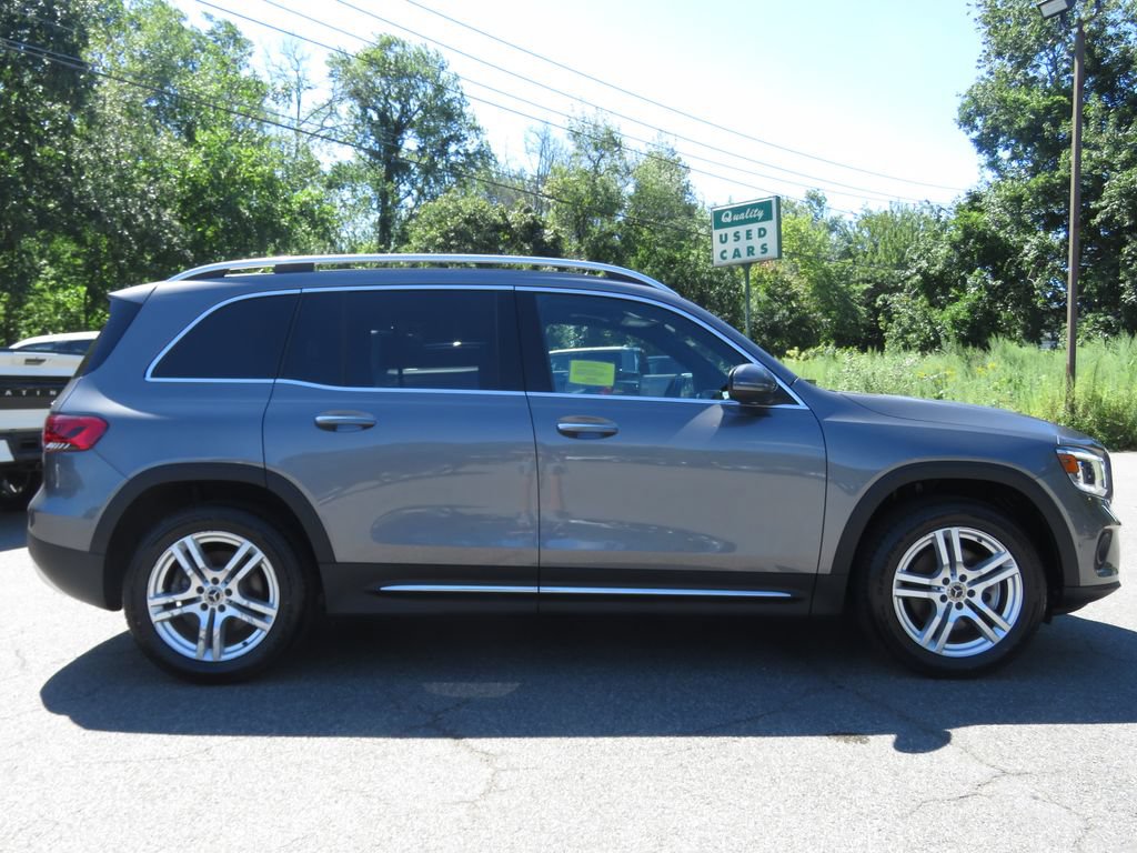 Used 2021 Mercedes-Benz GLB 250 4MATIC image 4
