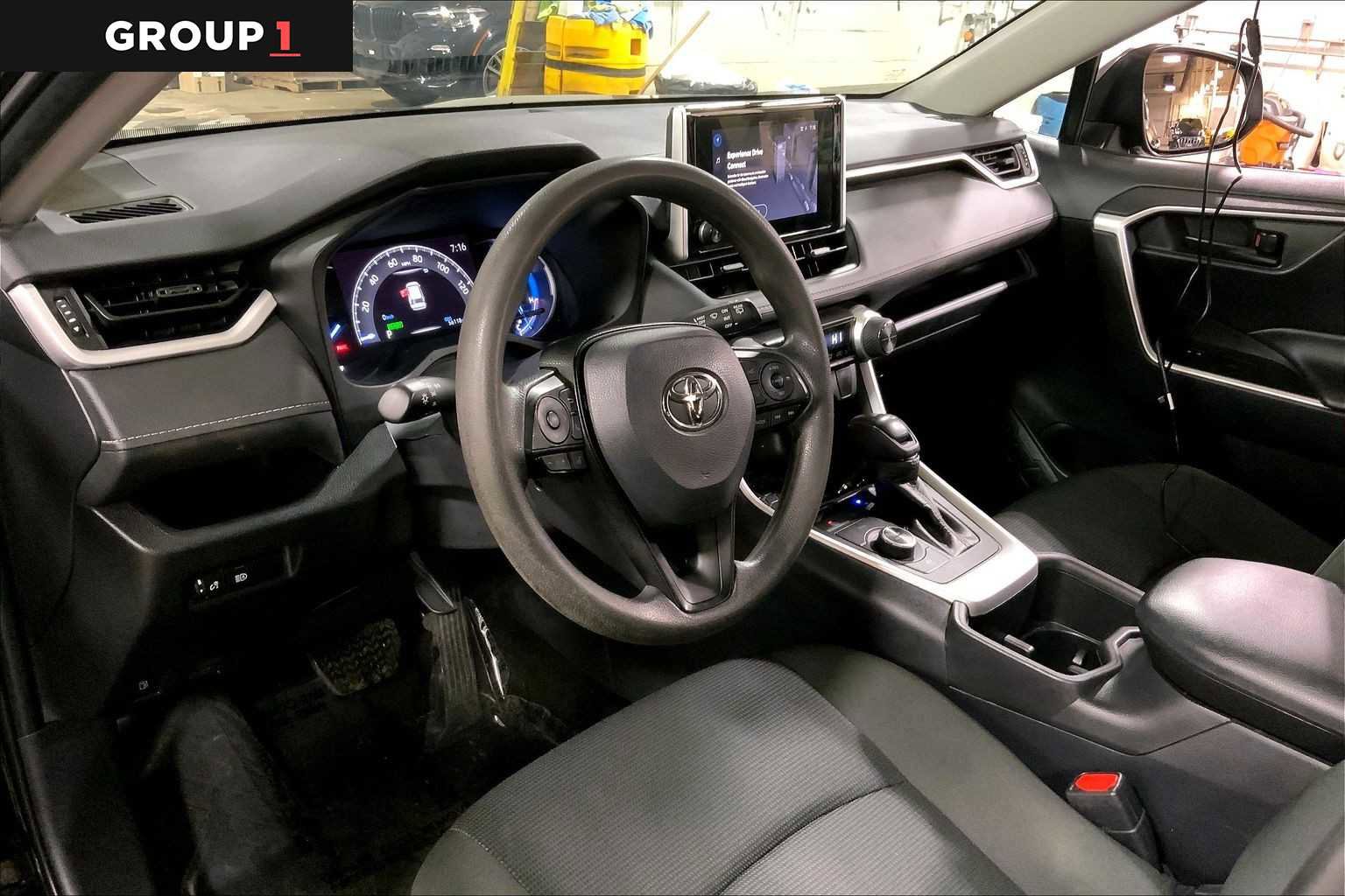 Used 2024 Toyota RAV4 LE image 18