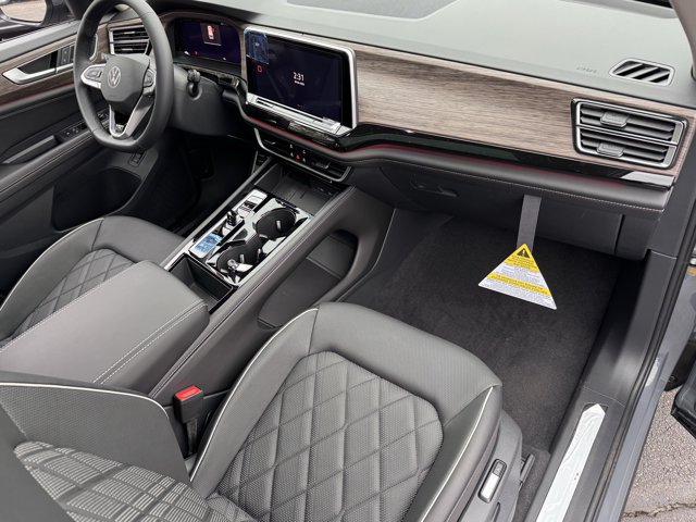 New 2026 Volkswagen Atlas SEL Premium R-Line AWD/4WD image 11