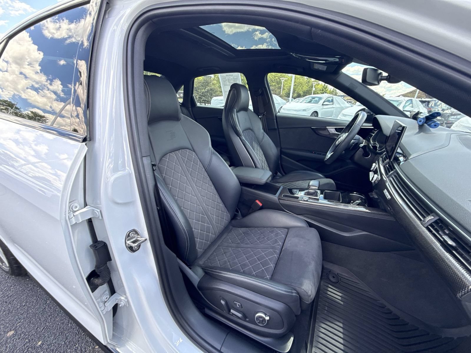Used 2023 Audi S4 Premium Plus AWD/4WD image 26