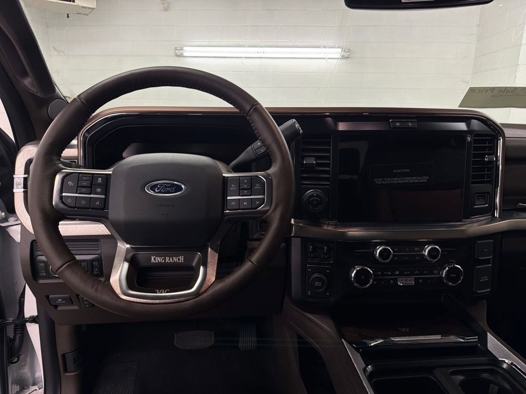 New 2026 Ford F250 King Ranch w/ FX4 Off-Road Package image 8