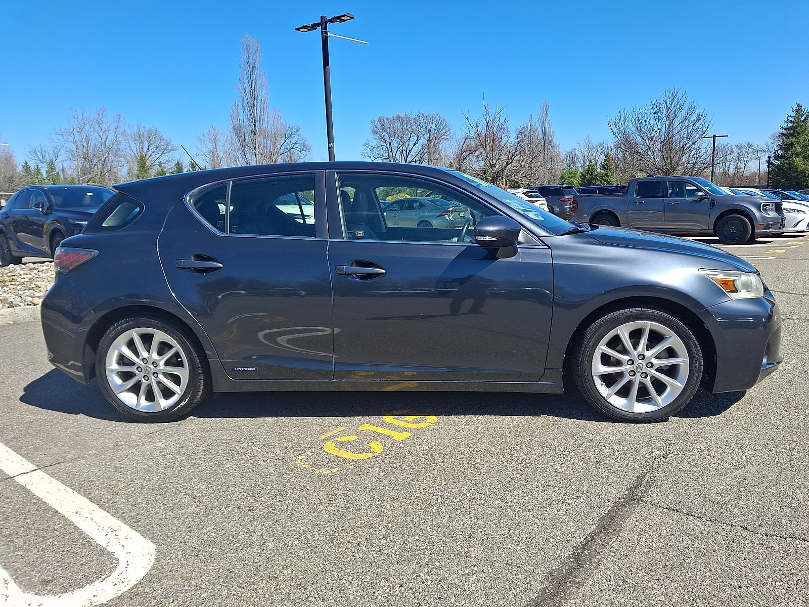 Used 2011 Lexus CT 200h Premium w/ Premium Audio Pkg image 7