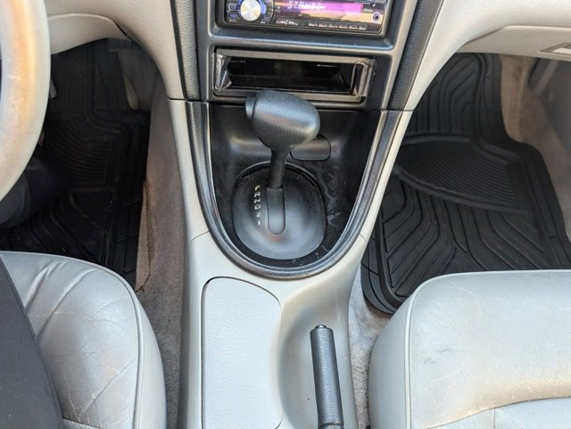 Used 1997 Ford Mustang Convertible image 12