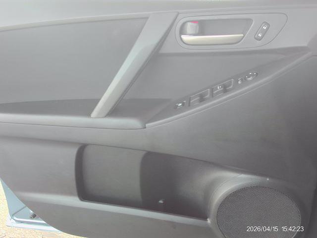 Used 2010 MAZDA MAZDA3 i Touring FWD image 14