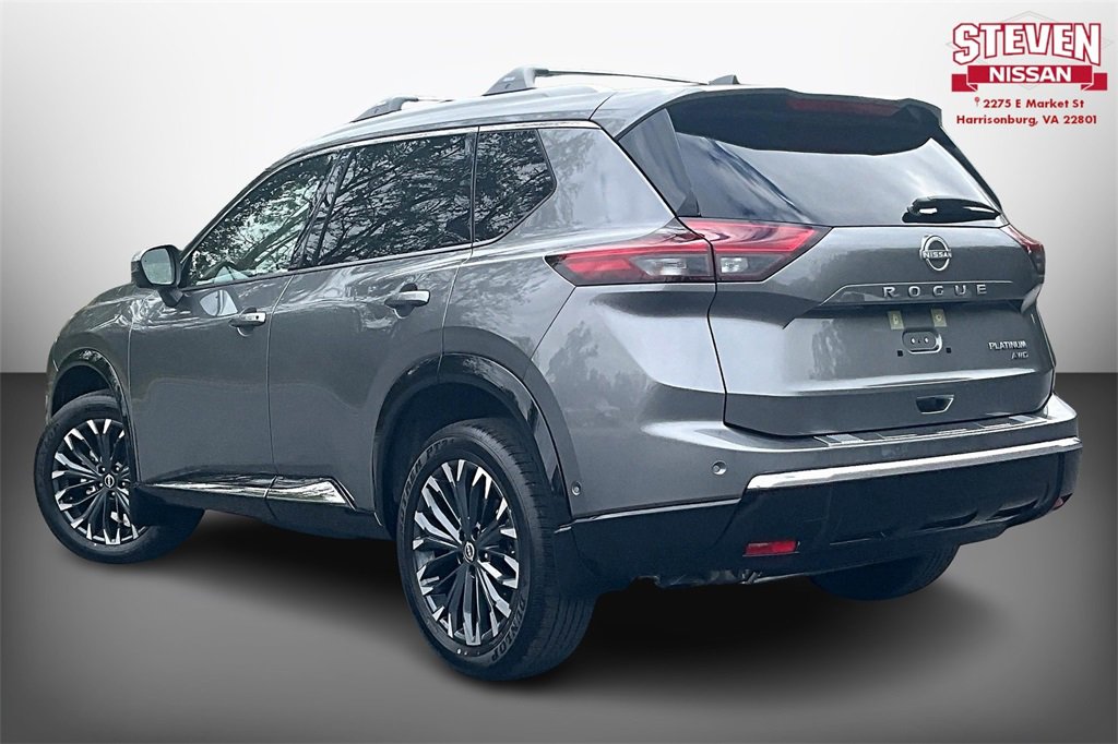 New 2026 Nissan Rogue Platinum image 3