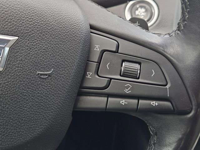 Used 2019 Cadillac XT4 Luxury w/ Cold Weather Package image 28