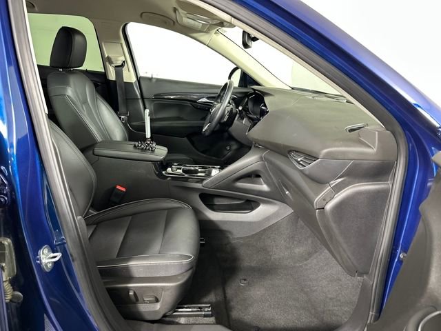 Used 2023 Buick Envision Essence image 28
