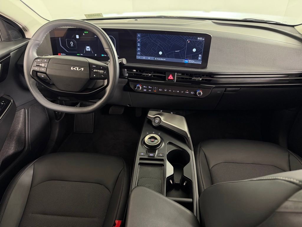 Used 2025 Kia EV6 Light RWD image 12