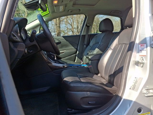 Used 2015 Buick Verano Leather w/ Experience Buick Package image 13