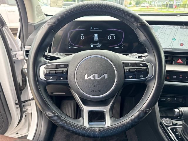 Used 2023 Kia Sportage EX AWD/4WD image 28