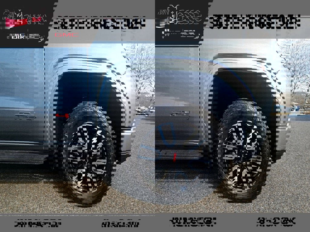 Certified 2023 GMC Sierra 1500 AT4 w/ AT4 Premium Package AWD/4WD image 10