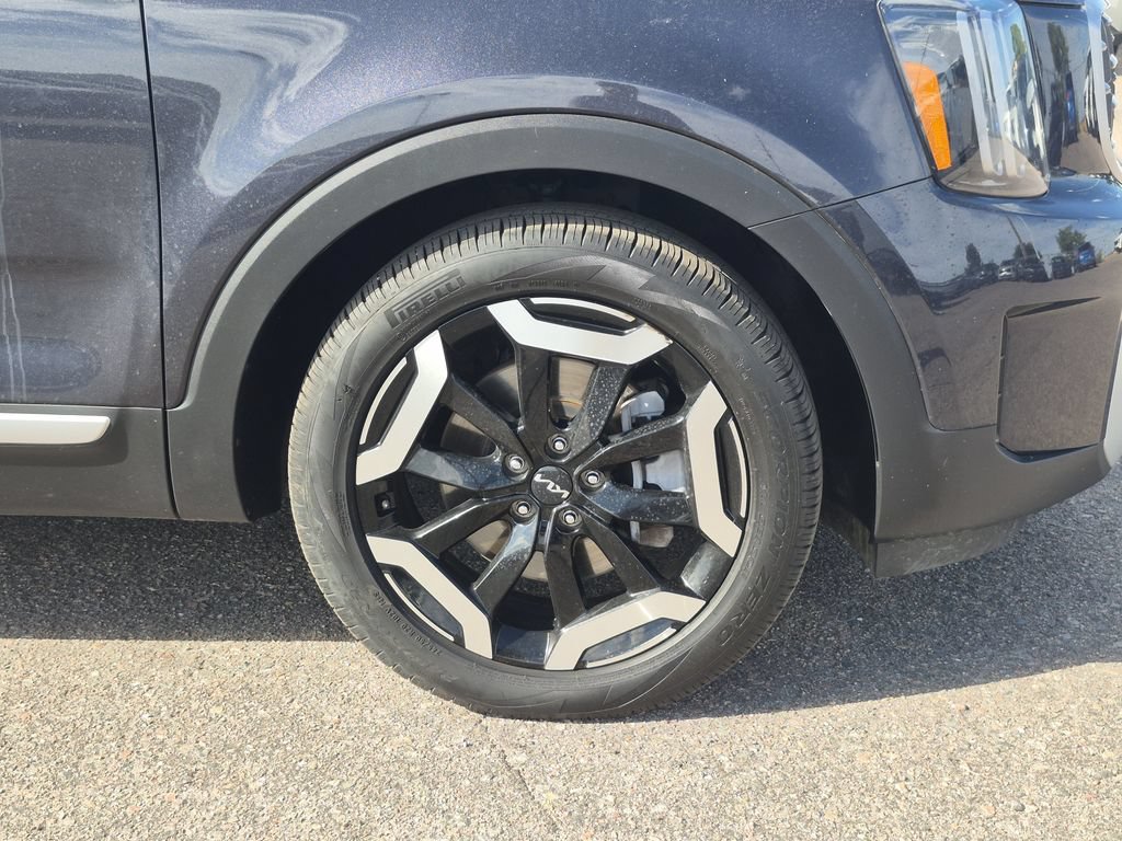 Used 2025 Kia Telluride S AWD/4WD image 18