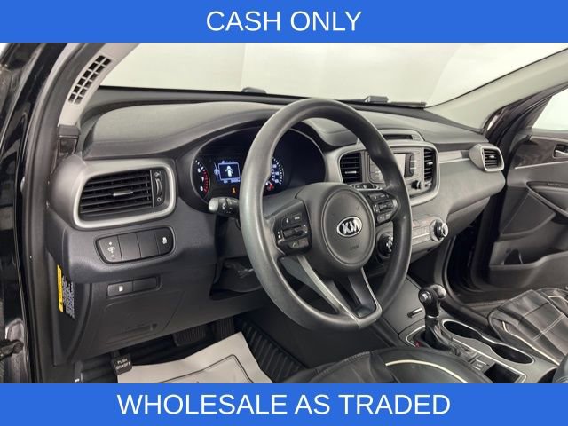 Used 2017 Kia Sorento LX image 16