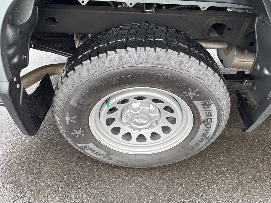 Used 2025 Chevrolet Silverado 1500 W/T w/ WT Value Package image 12