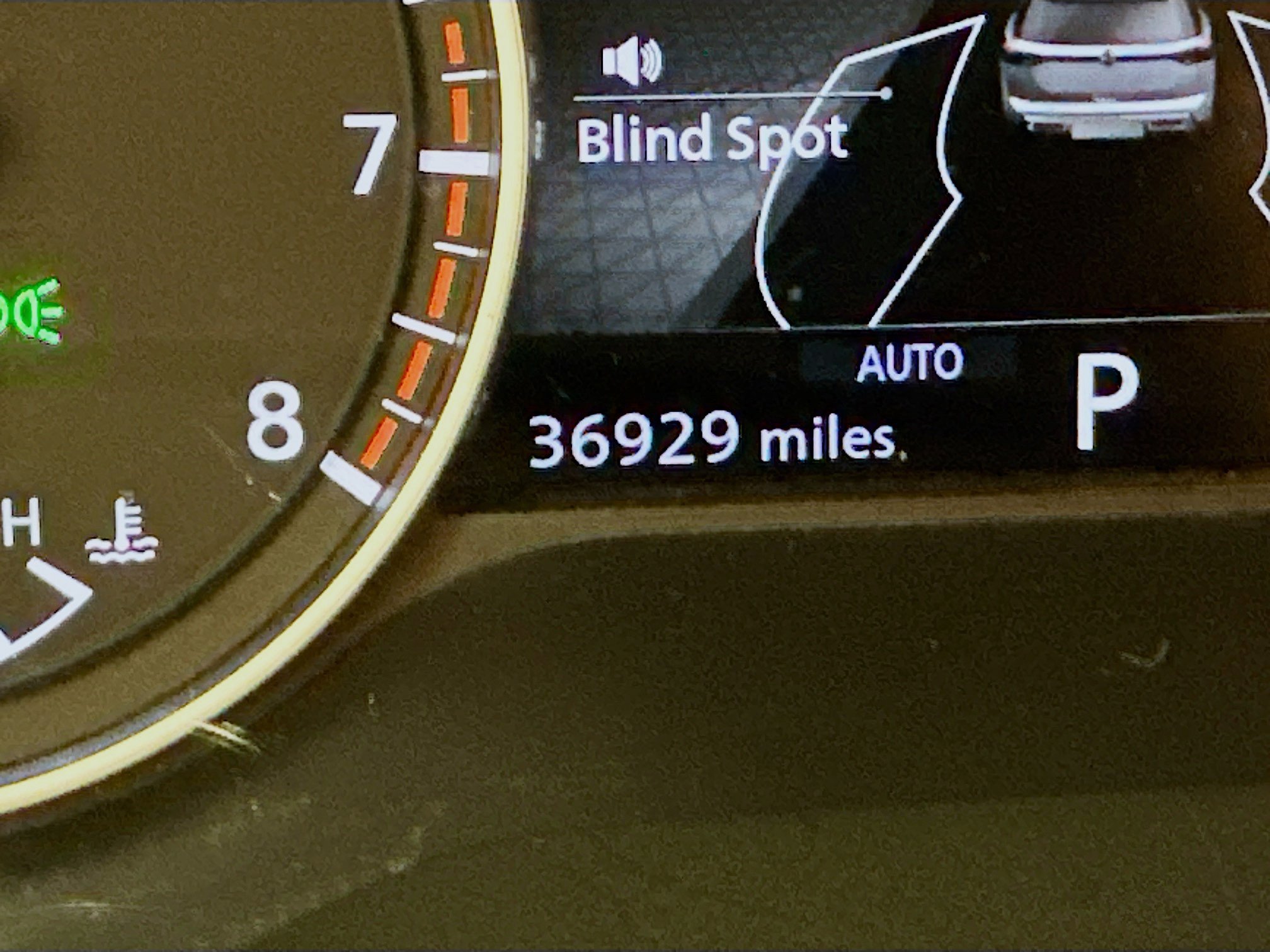 Used 2025 Nissan Pathfinder SV AWD/4WD image 19