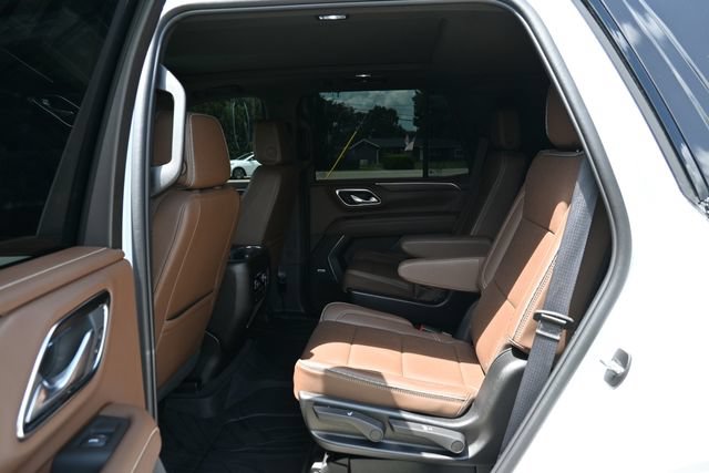 Used 2024 Chevrolet Tahoe High Country AWD/4WD image 24