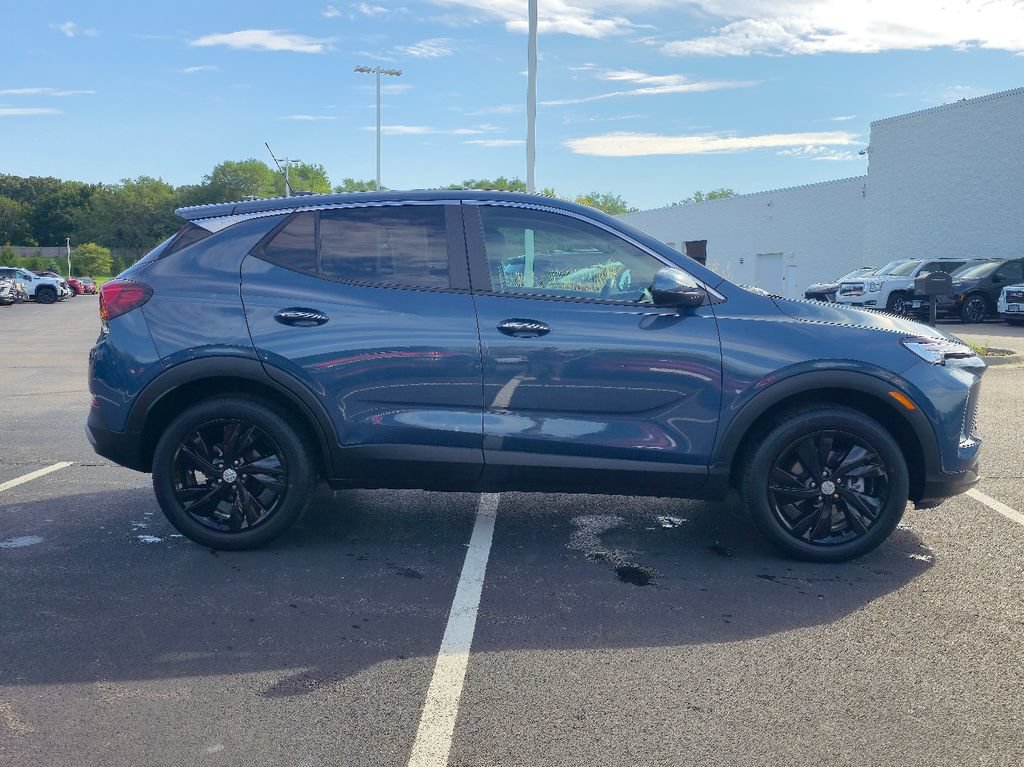 Certified 2024 Buick Encore GX Preferred AWD/4WD image 7