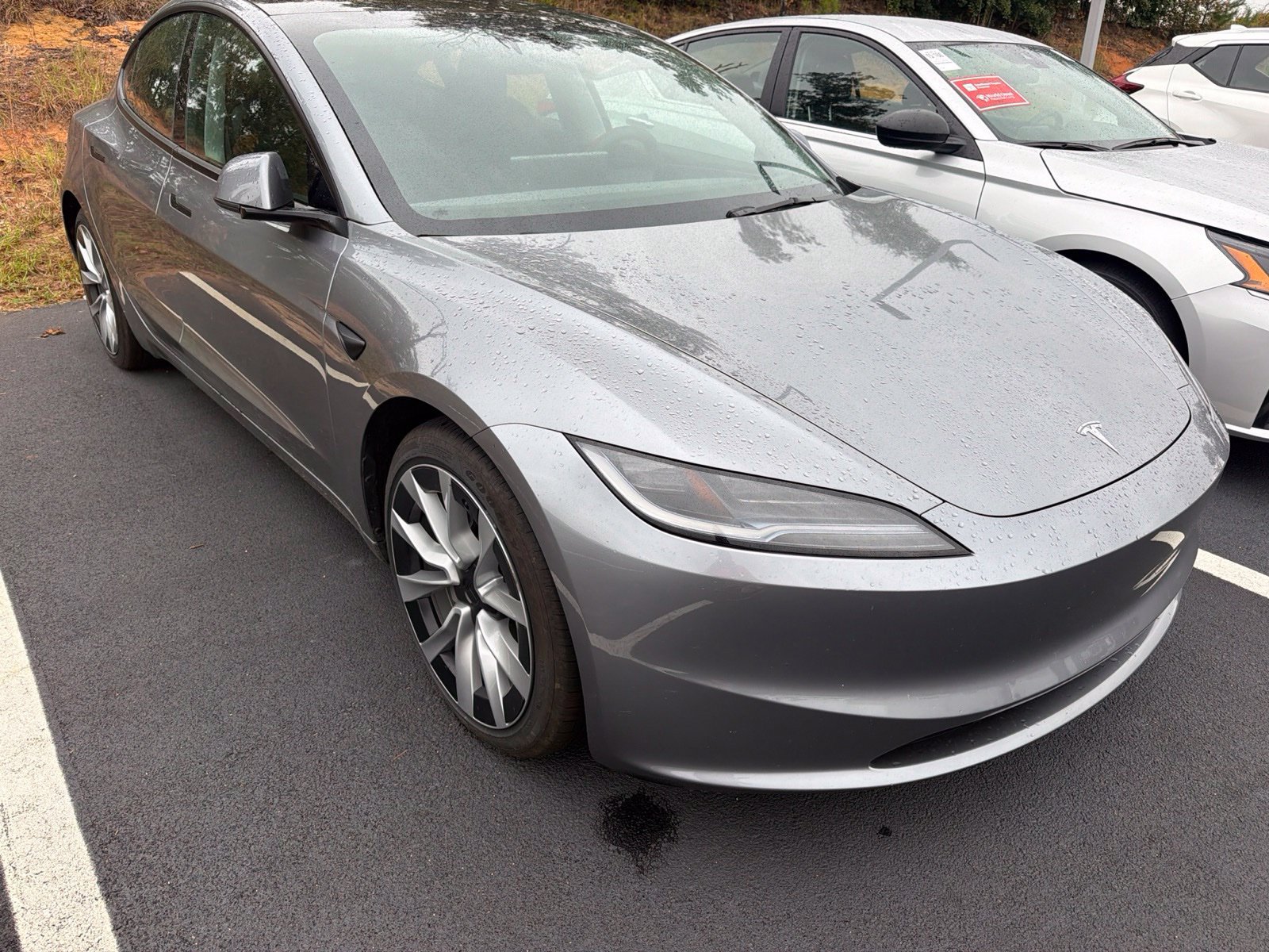 Used 2025 Tesla Model 3 Long Range AWD/4WD image 3