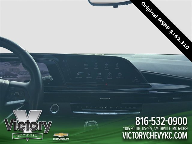 Used 2023 Cadillac Escalade V w/ Heavy-Duty Trailer Package image 27