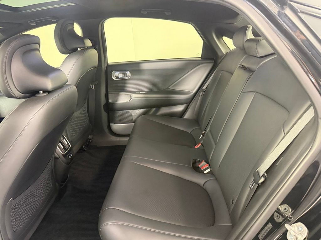 Used 2024 Hyundai Ioniq 6 Limited RWD image 18