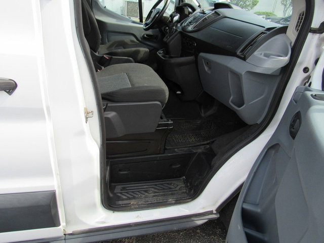 Used 2018 Ford Transit 150 XLT image 14