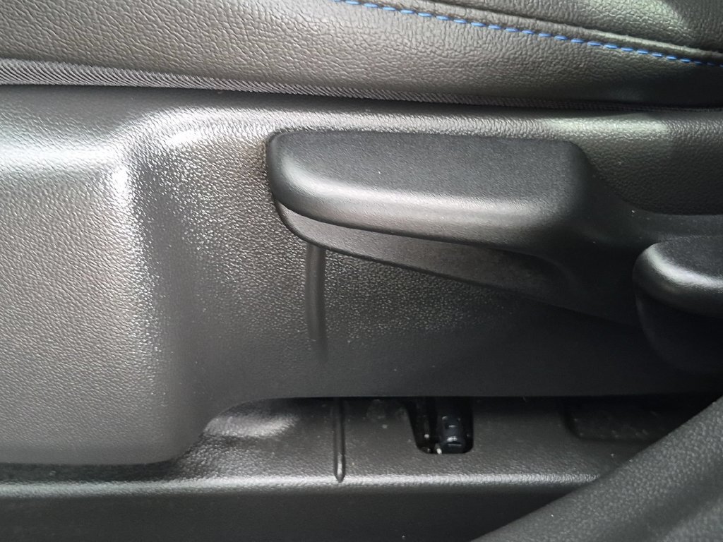 Used 2026 Chevrolet Trax LT FWD image 11