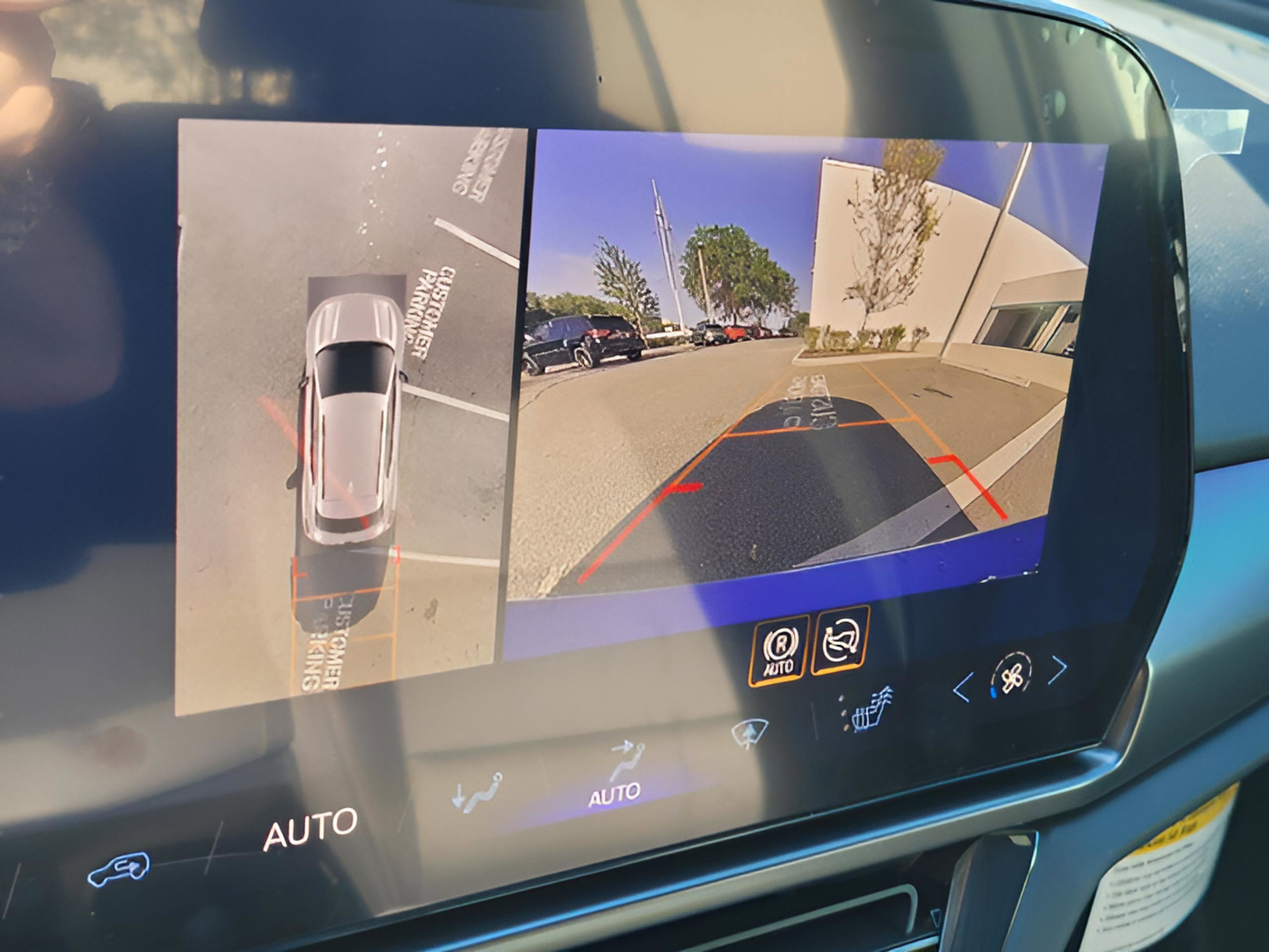 New 2026 Chevrolet Equinox EV RS image 9