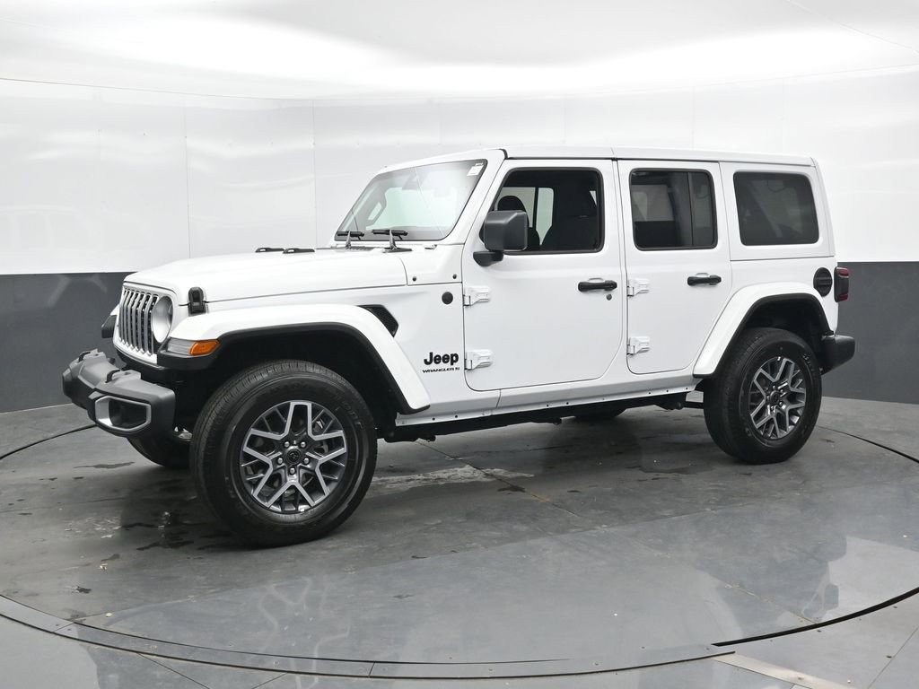Used 2025 Jeep Wrangler Unlimited Sahara AWD/4WD image 7