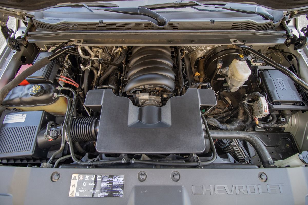 Used 2017 Chevrolet Suburban LT AWD/4WD image 60