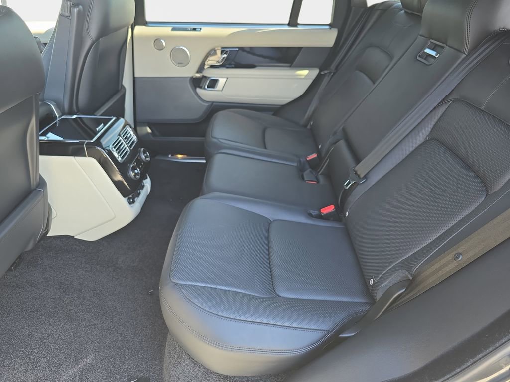 Used 2021 Land Rover Range Rover P525 Westminster Edition LWB AWD/4WD image 17