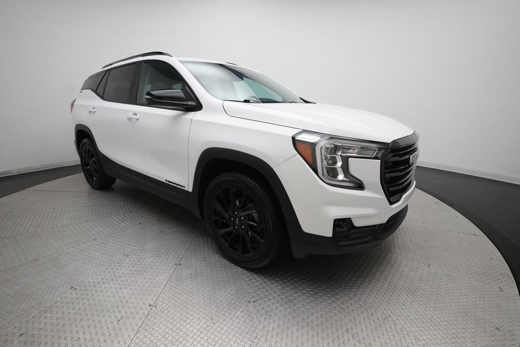 Used 2023 GMC Terrain SLT w/ Elevation Edition AWD/4WD image 37
