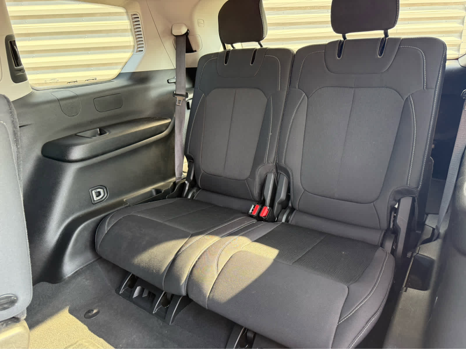 Used 2022 Jeep Grand Cherokee L Laredo w/ Luxury Tech Group I image 18