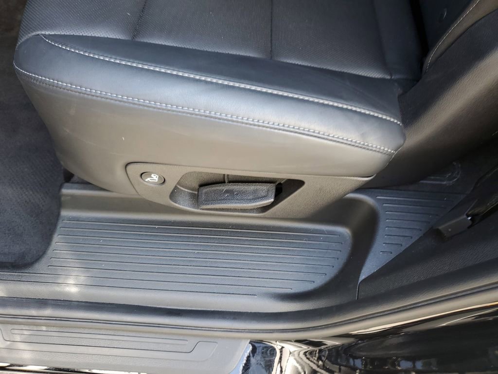 Used 2023 Kia Telluride LX image 16