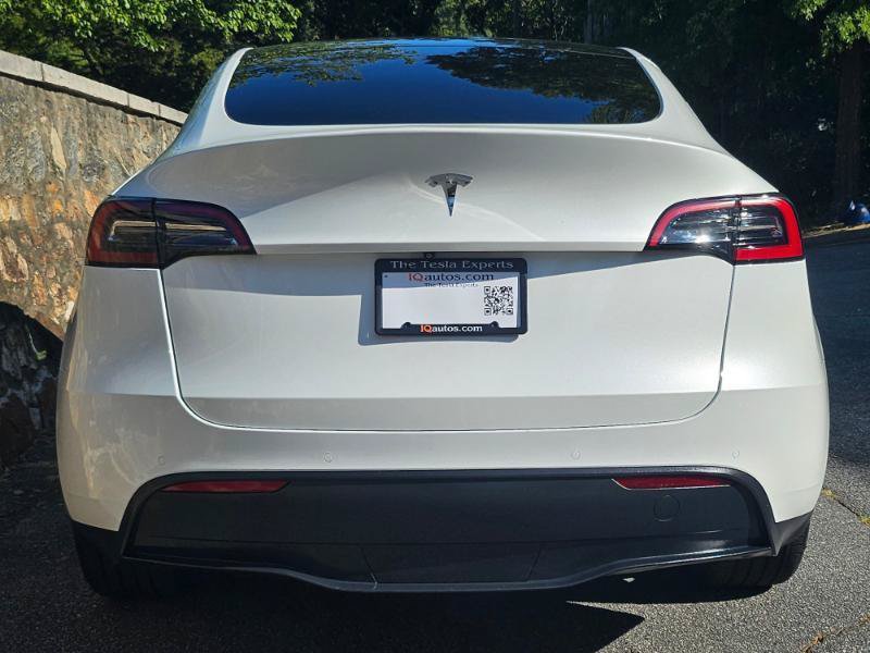 Used 2021 Tesla Model Y Long Range AWD/4WD image 9